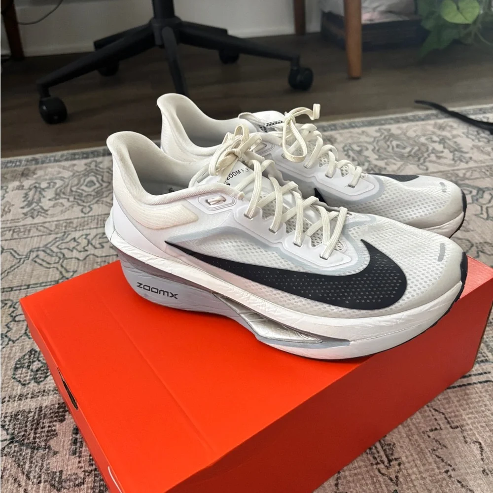 Nike Zoom Fly 6